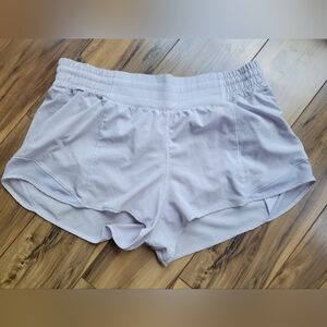 Women's Lululemon Hotty Hot Lined Shorts 2.5"